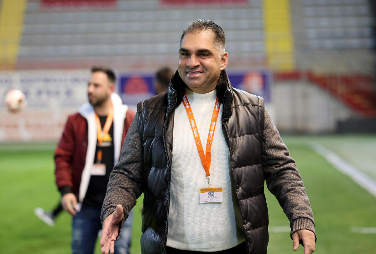 Η ξεχωριστή αφιέρωση στον Σταύρο Δημοσθένους (βίντεο) thumb