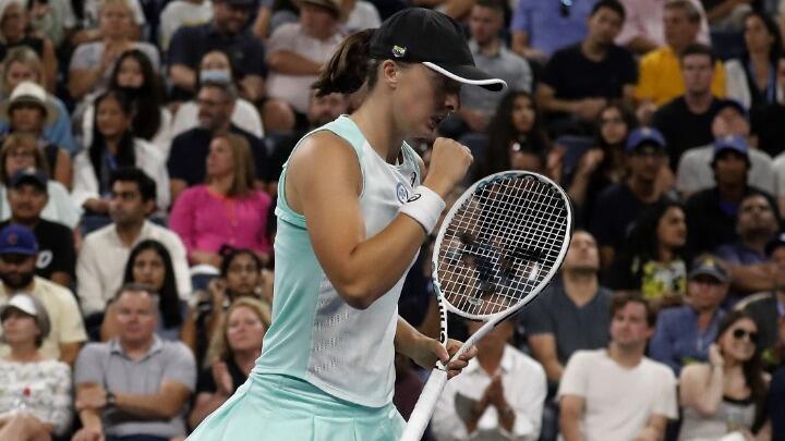 Ανετη πρόκριση της Σβιάτεκ στις «16» του US Open thumb