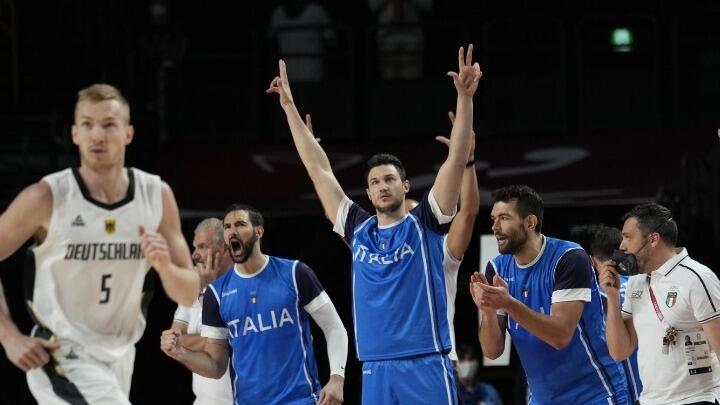 Κέρδισε με ανατροπή η Ιταλία  thumb