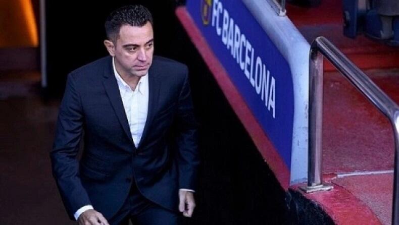 Τσάβι - Ράκιτιτς: Η φιλική αγκαλιά τους thumb