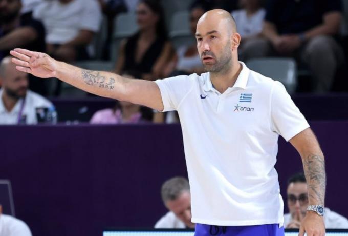 Σπανούλης: «Το κλίμα είναι εξαιρετικό, δεν ξέρω τι γίνεται απ' έξω» thumb