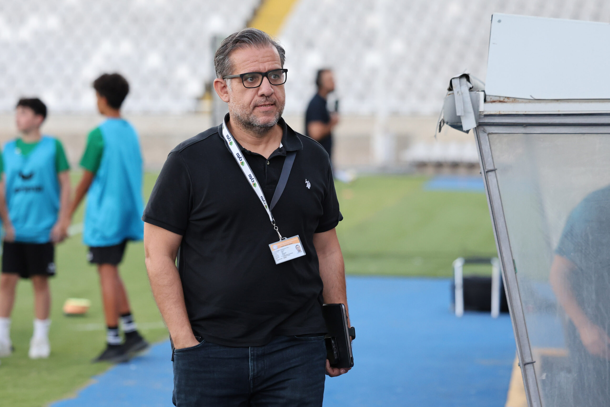 «Αποχωρεί ο Μπακαδήμας – Μπορεί να φτάσουν τις έξι οι αποχωρήσεις» thumb