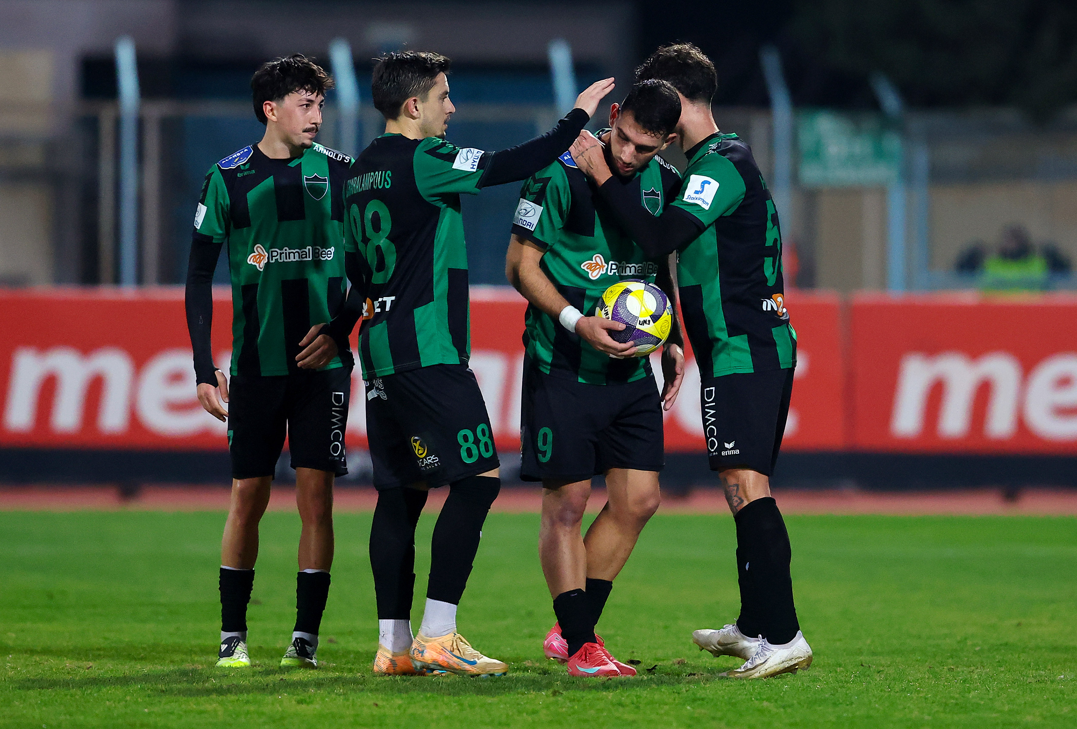 ΕΝΠ – Ολυμπιακός 0-2: Ψυχωμένο διπλό με Ζοάο Μάριο thumb