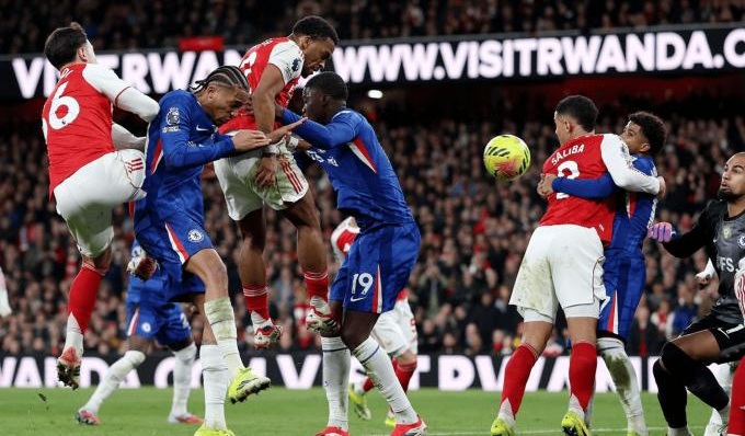 Τρόλαρε την Άρσεναλ: «Eλάτε Stamford Bridge να δείτε το τρόπαιο»! thumb